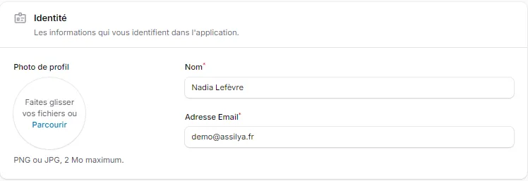 La section Identité de Mon profil : photo de profil, nom et adresse e-mail